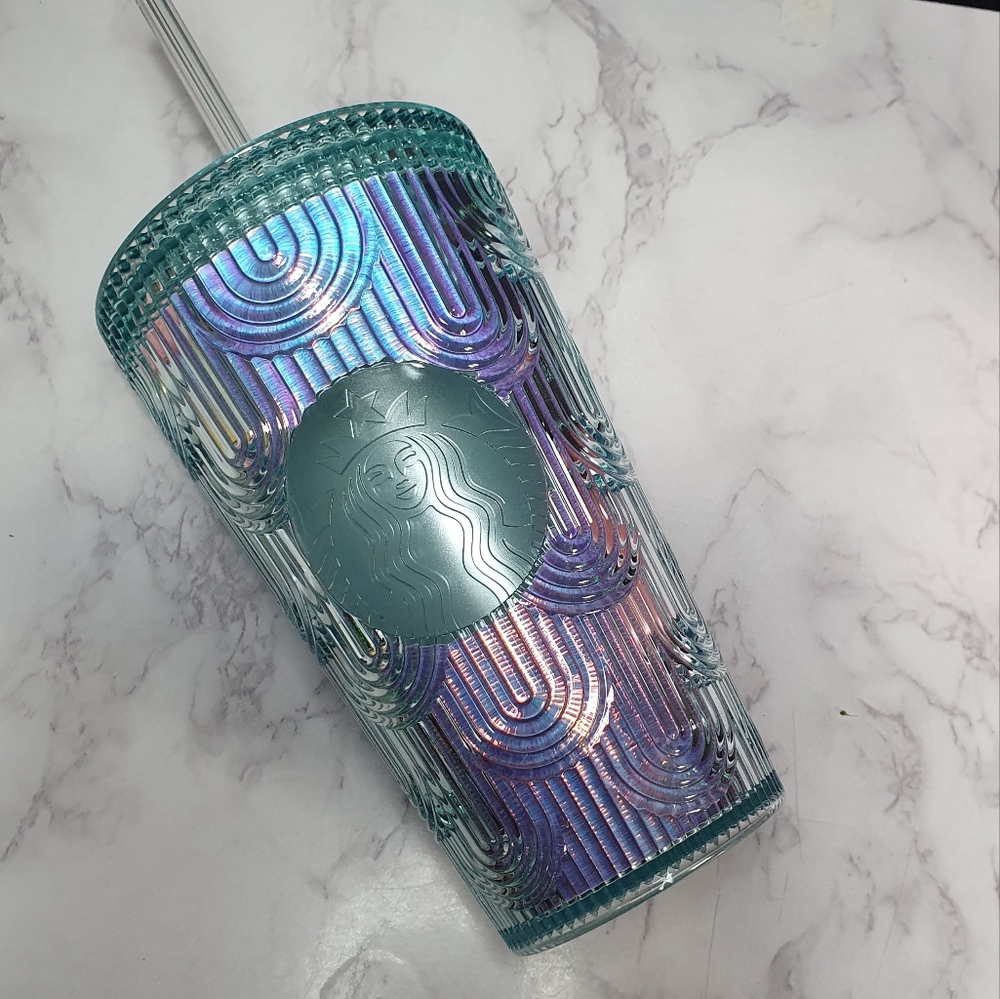 NEW Starbucks Iridescent Mermaid Scales grande